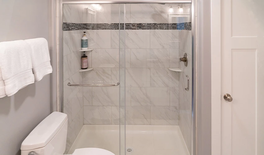 https://www.neighborly.com/us/en-us/_assets/expert-tips/images/nei-blog-stand-up-shower-conversion-bathroom.webp